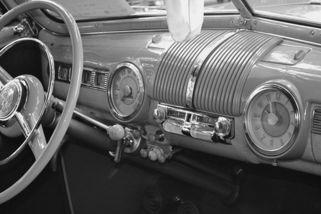 Ford Deluxe Dash